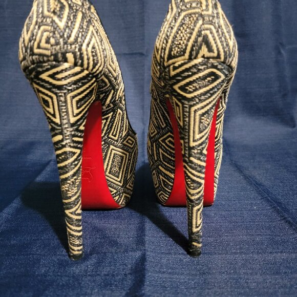 Christian Louboutin Panama Geometrico Daffodile Platform Pump size EU 38.5 - Picture 7 of 7